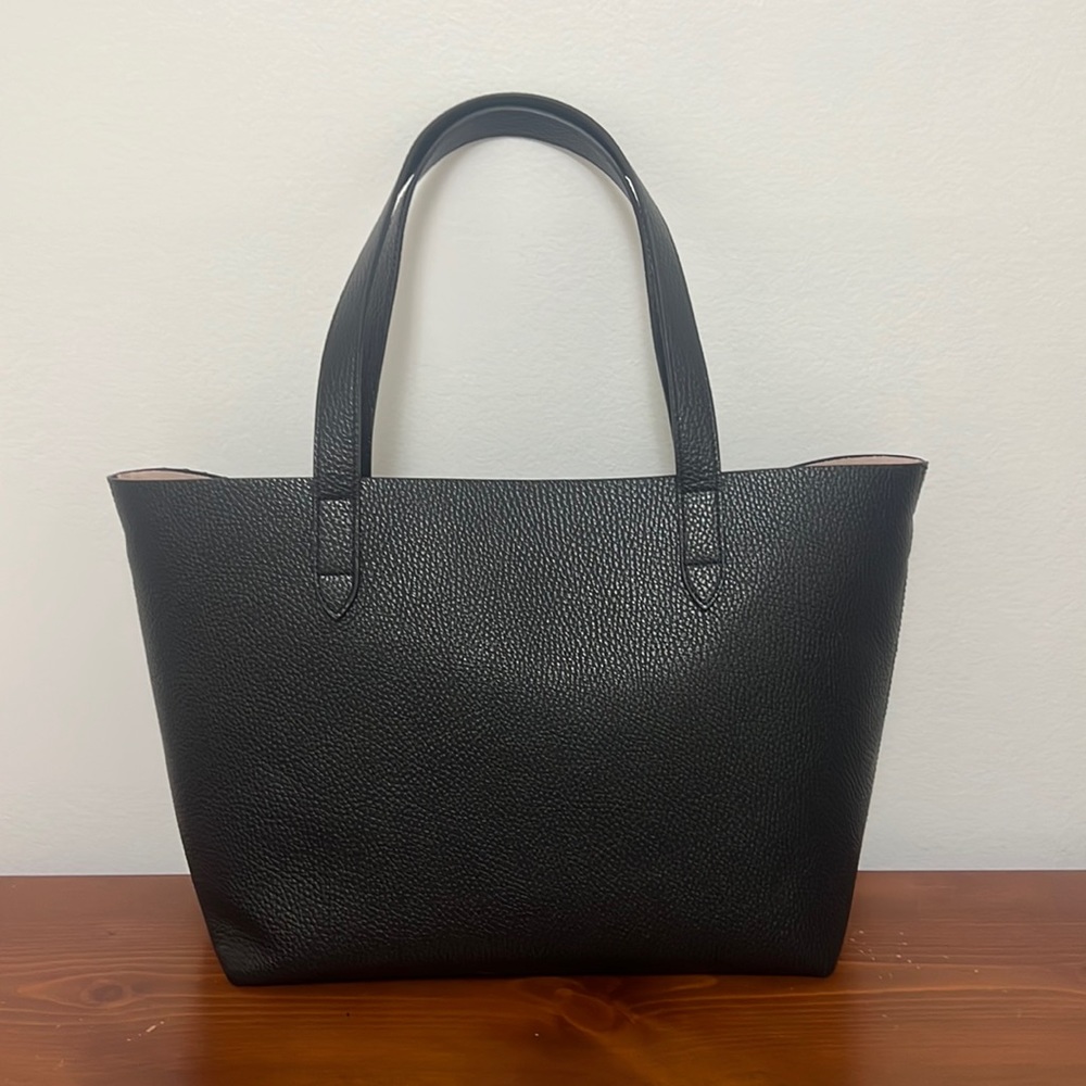 Cuyana Small Classic Structured Tote in Black
